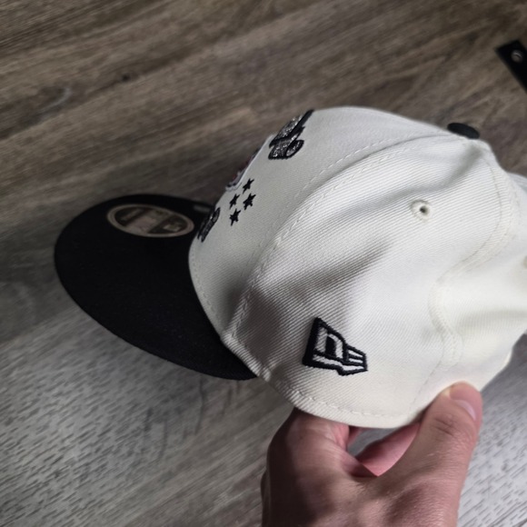 New Era OSFM 9FIFTY Snapback Hat Mens Cream NEW Super Bowl LVII Champions Chiefs - Picture 3 of 7